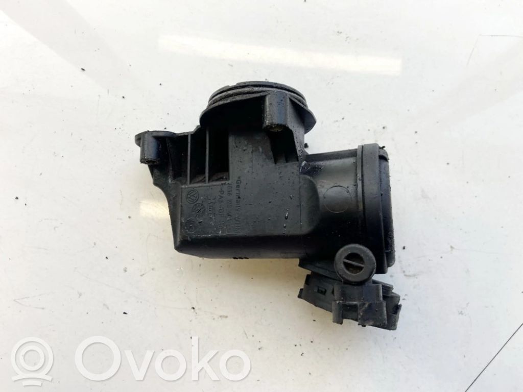 Volkswagen Polo IV 9N3 Ventilație/conductă aerisire/furtun 