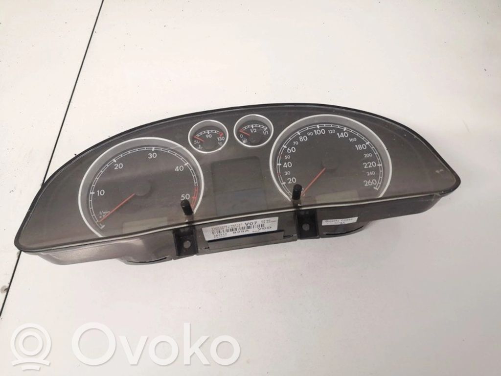 Volkswagen PASSAT B5.5 Vitezometru (grup de instrumente) 