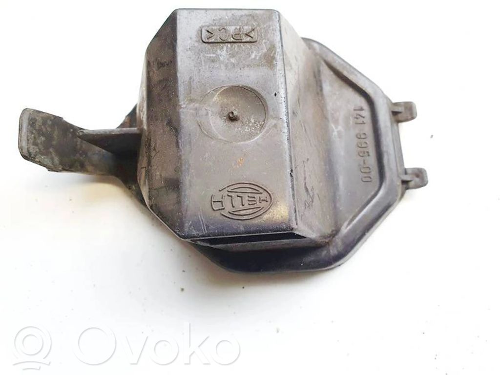 Volkswagen PASSAT B4 Parapolvere per faro/fanale