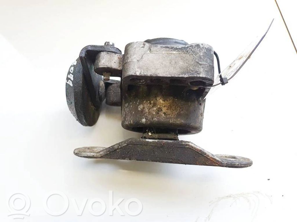 Ford Mondeo Mk III Подушка двигателя 