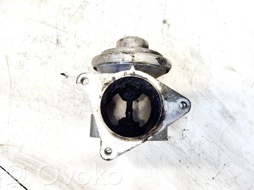 Supapă EGR   038129637D,153411014,038129637D,153411014
