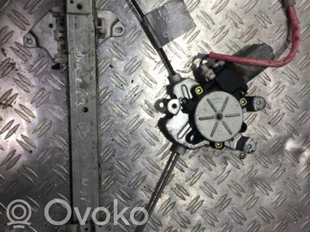 Mitsubishi Lancer Macara ușă glisantă cu motor 