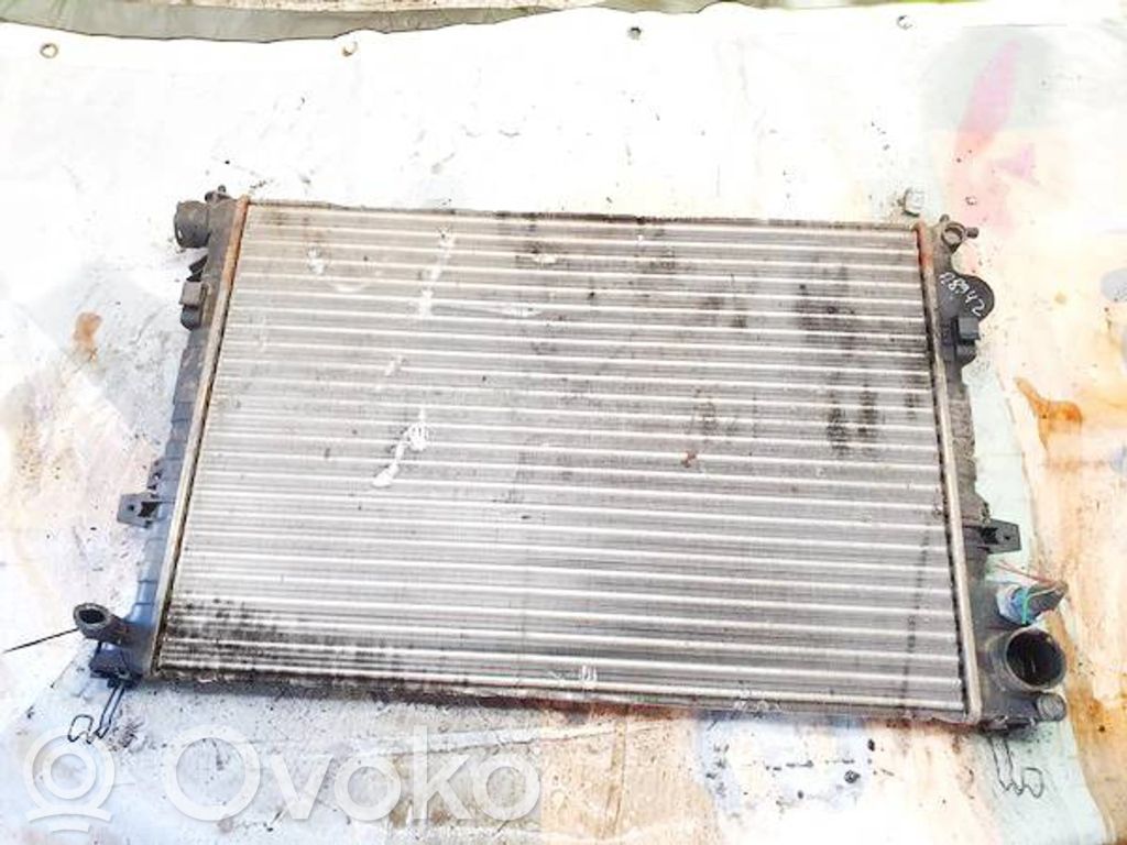 Peugeot 806 Dzesēšanas šķidruma radiators 