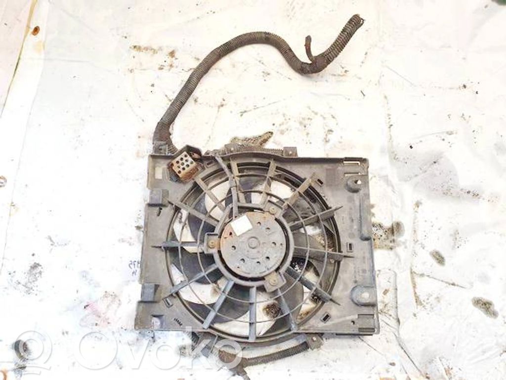 Opel Astra H Aro de refuerzo del ventilador del radiador