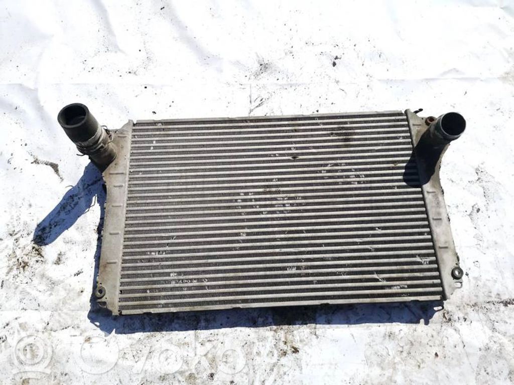 Toyota Avensis T250 Radiator intercooler