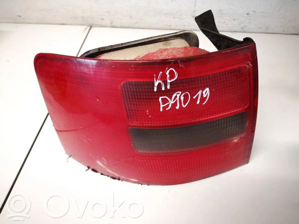 Audi A6 S6 C5 4B Lampa tylna 