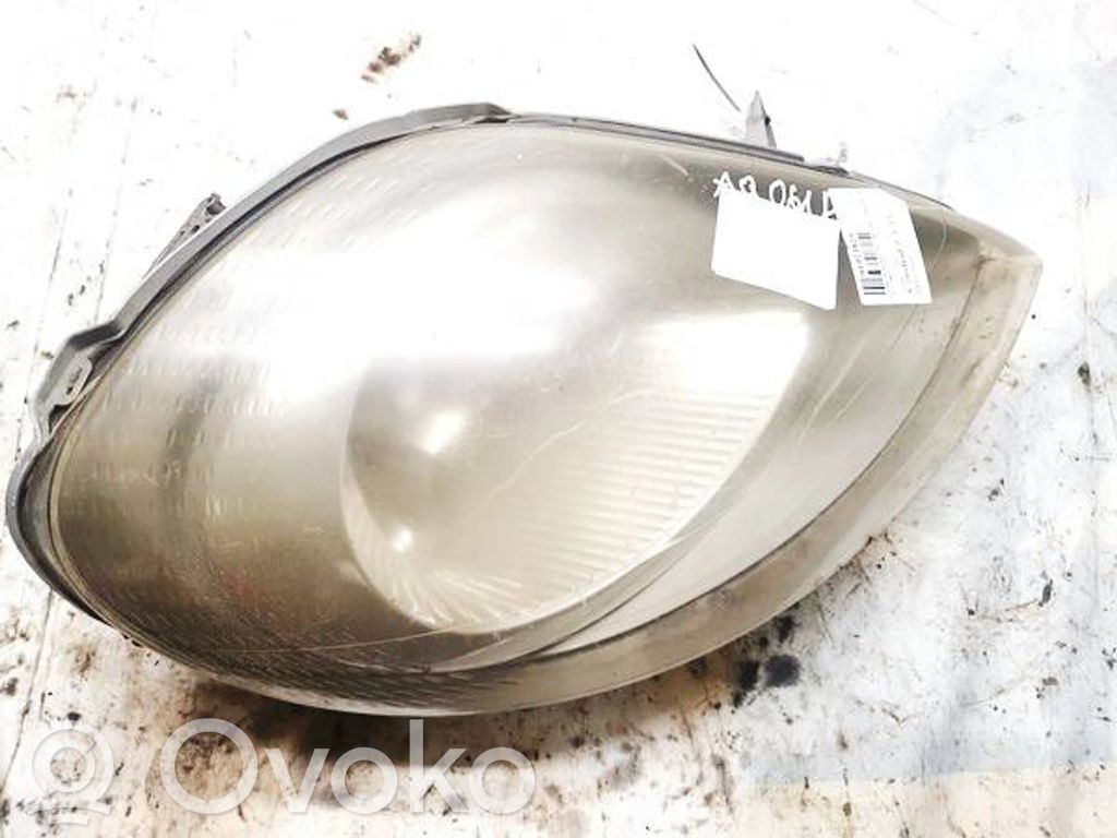 Renault Trafic II (X83) Phare frontale 
