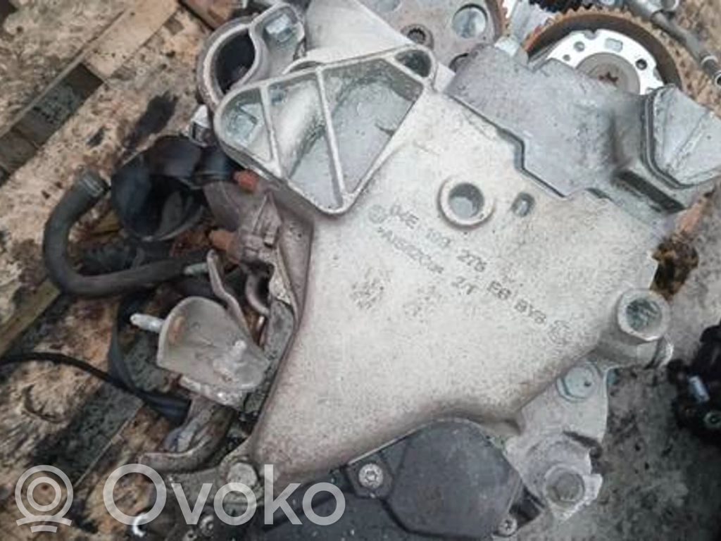Soporte de montaje del motor (Usadas)   04E199275,04E199275