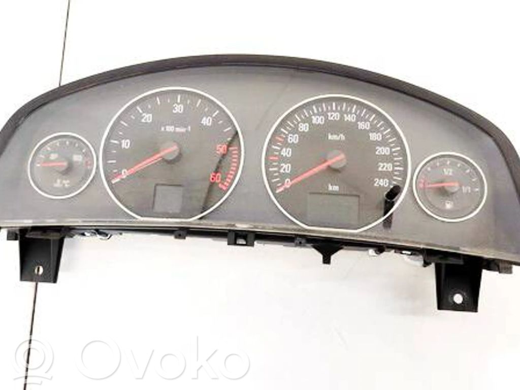 Opel Signum Nopeusmittari (mittaristo) 