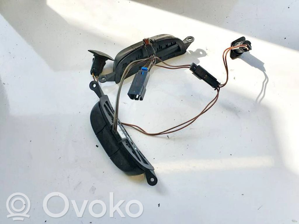 Opel Zafira A Pulsanti/interruttori sul volante 