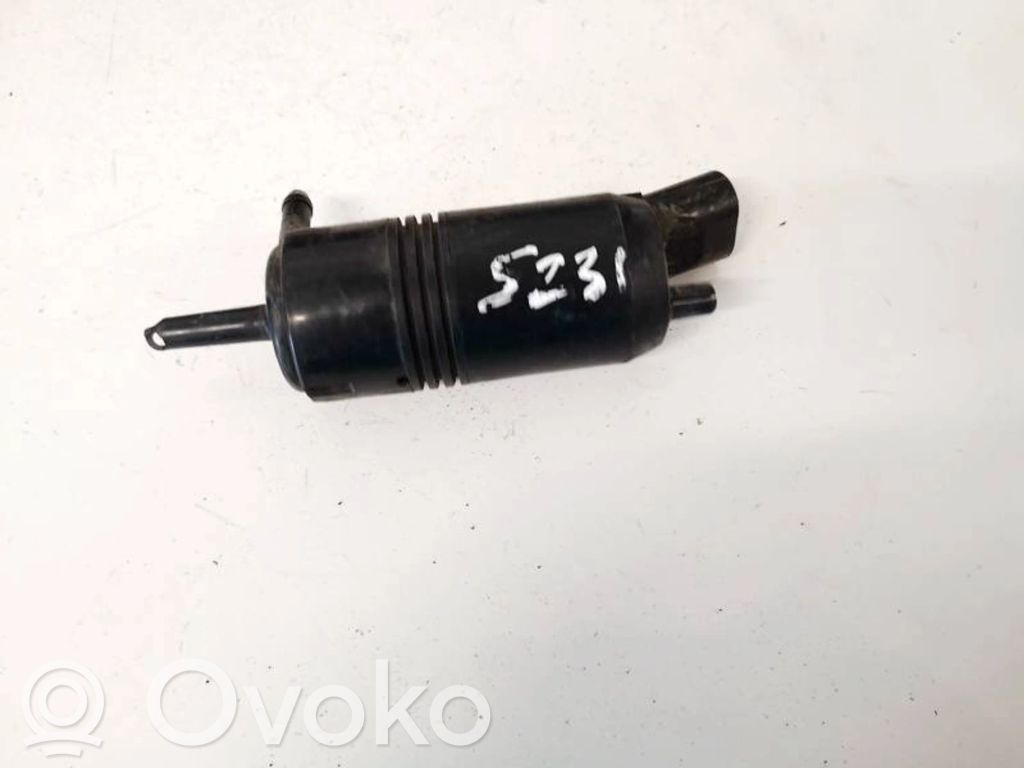 Cadillac CTS Windscreen/windshield washer pump 
