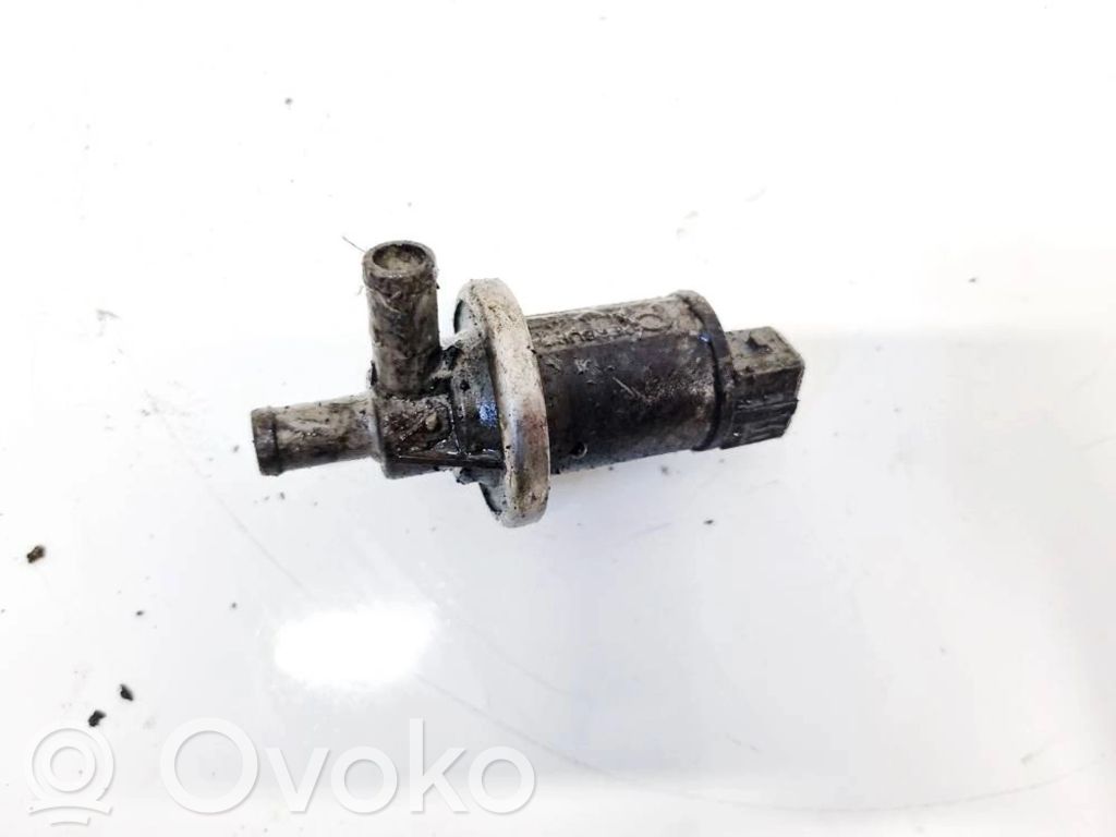 Audi A6 S6 C4 4A Válvula de vacío (Usadas) 