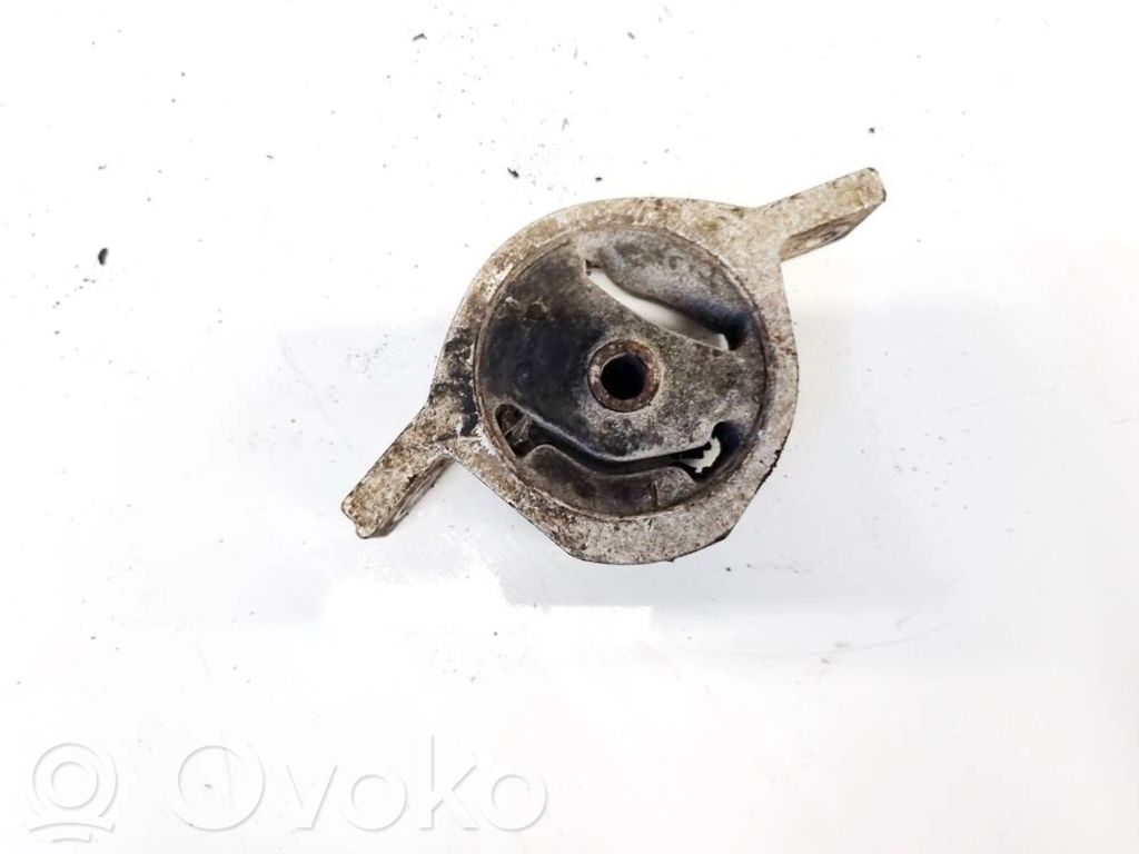 Nissan Micra Moottorin kiinnikekorvake