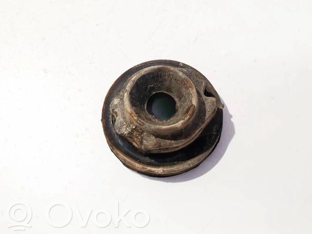 Volkswagen Polo IV 9N3 Cauciuc flanșă arc față 