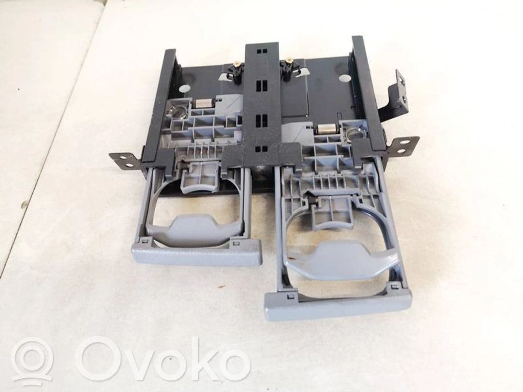 Toyota Avensis Verso Portabicchiere