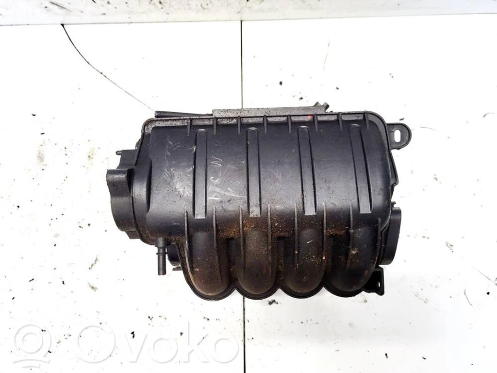 Peugeot 307 Colector de admisión 