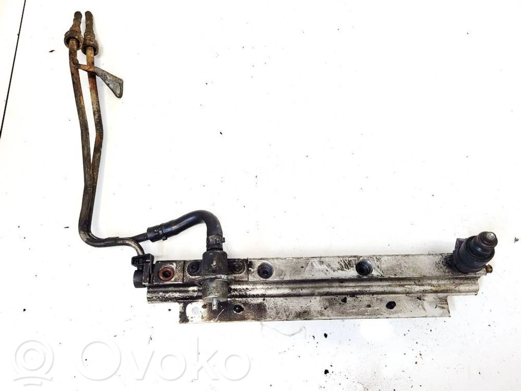 Volvo S40, V40 Polttoainepääputki 