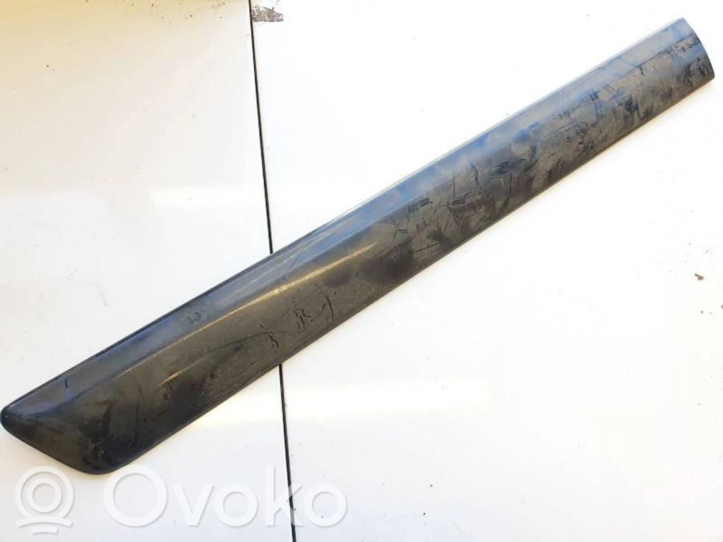 Mercedes-Benz E W210 Mască ușă spate (turnată)