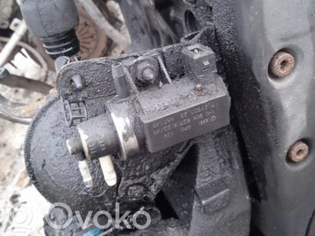 Audi A6 S6 C5 4B Solenoid supapă turbosuflantă 