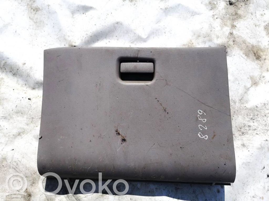 Nissan Almera Tino Schowek deski rozdzielczej 