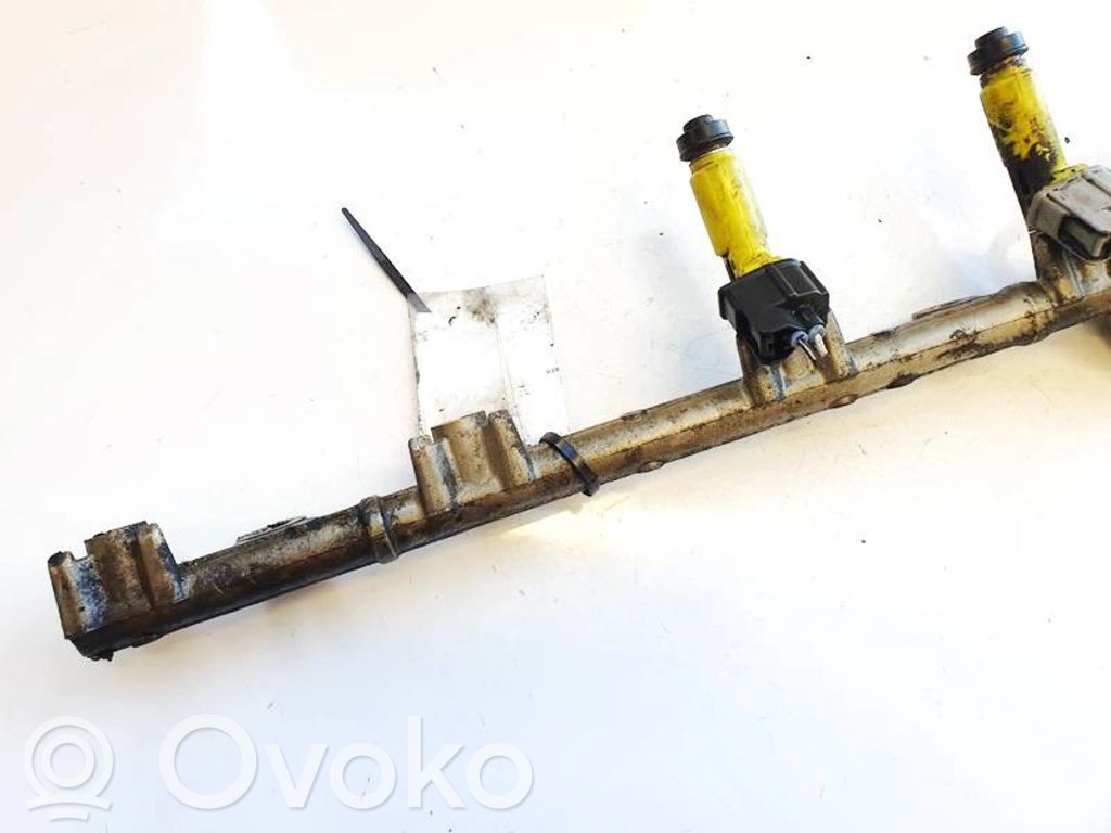 Toyota RAV 4 (XA20) Tuyau de conduite principale de carburant