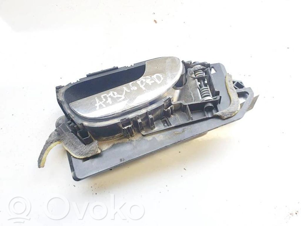 Ford Focus Etuoven sisäkahva 