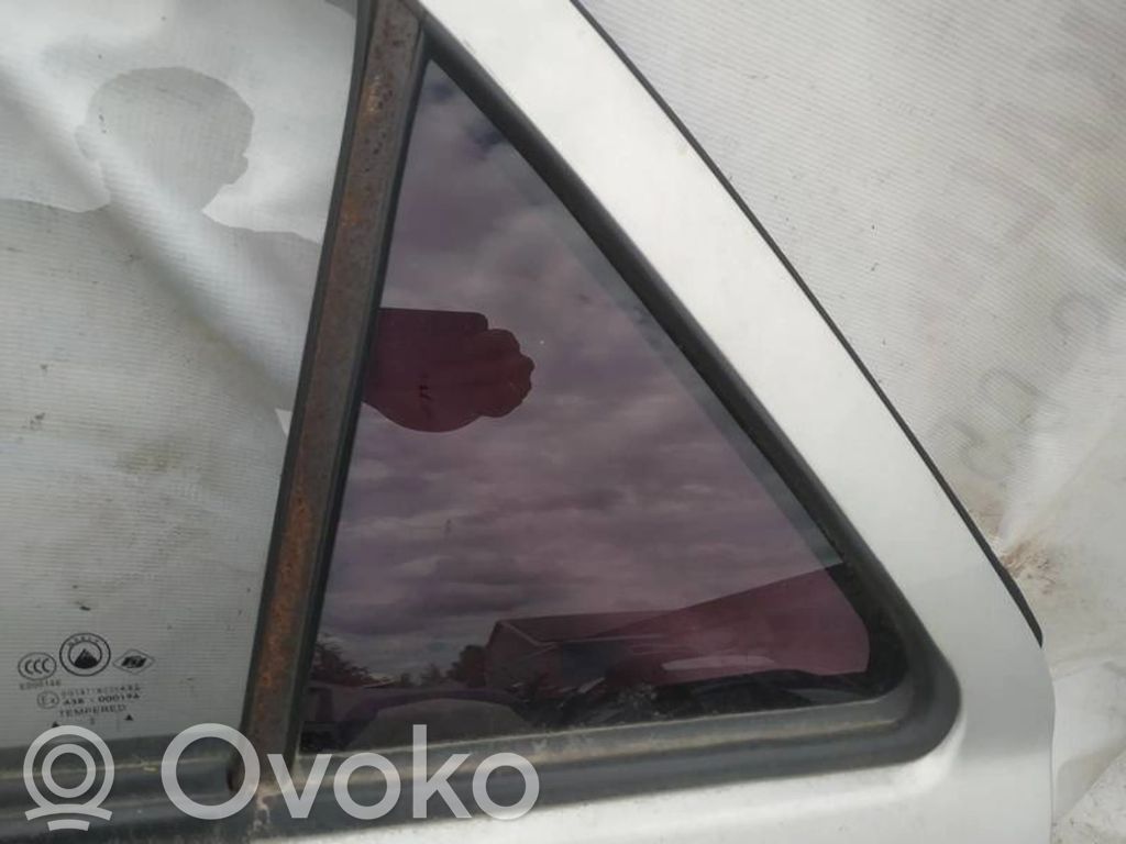 Geely MK Geam aerisire ușă spate