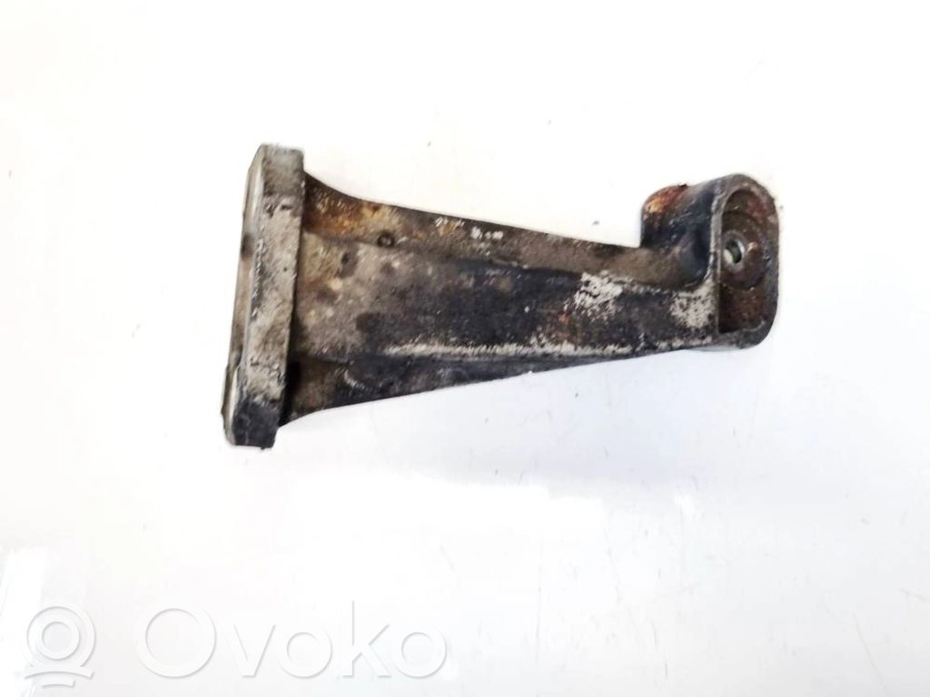 BMW X5 E53 Engine mounting bracket 