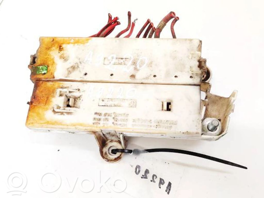 BMW 7 E38 Set scatola dei fusibili 