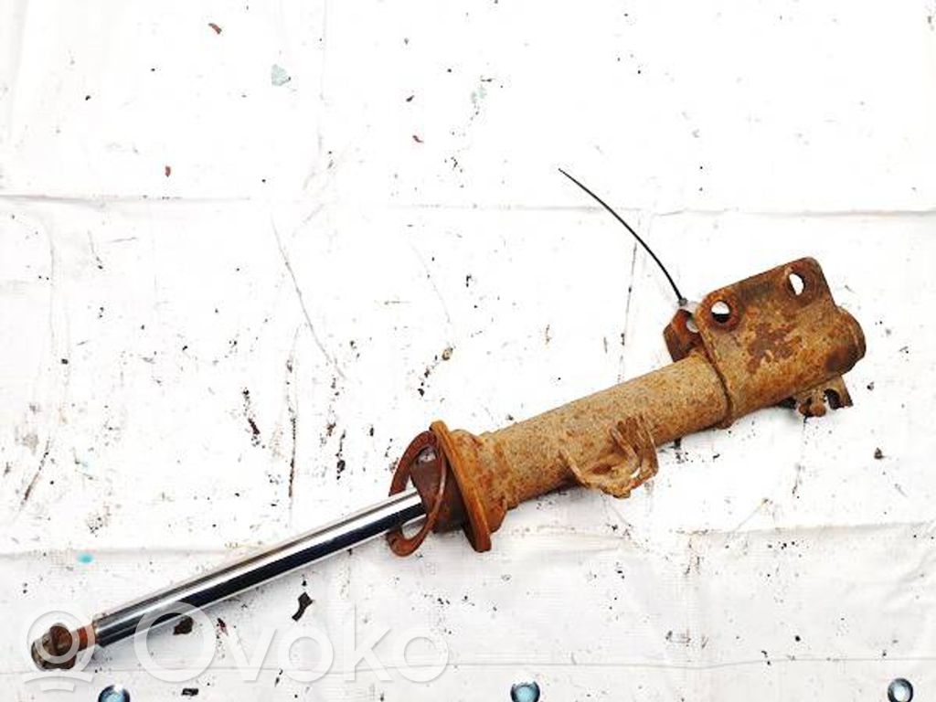 Front shock absorber/damper