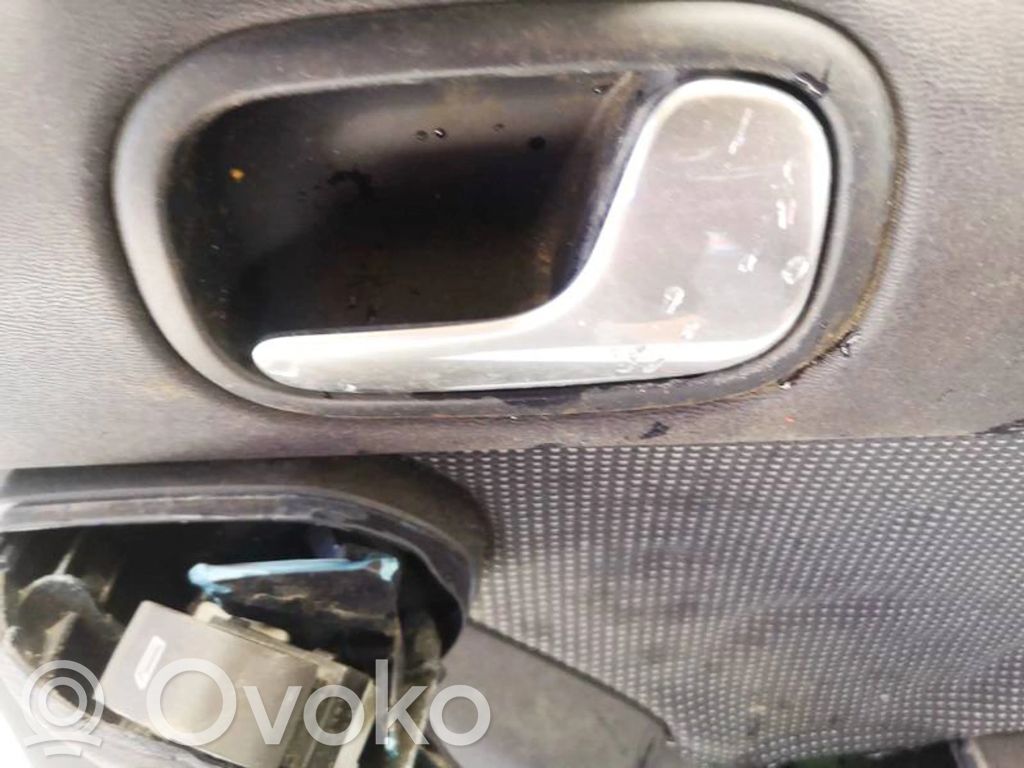 Manecilla interna puerta trasera   8L4839020,8L4839020