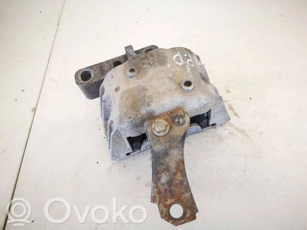 Audi A3 S3 8L Engine mount bracket 