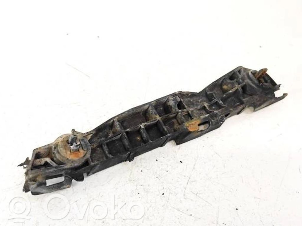 Toyota Yaris Staffa di rinforzo montaggio del paraurti anteriore 