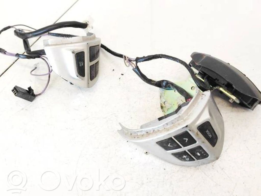 Mitsubishi ASX Boutons / interrupteurs volant