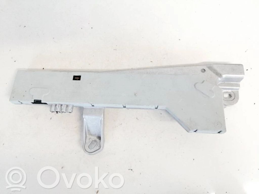 Mercedes-Benz E W211 Unitate control antenă 