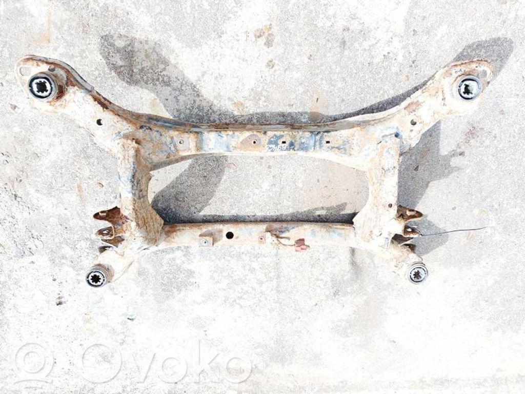 Volvo V70 Cadru auxiliar spate 