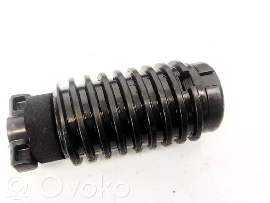 Volkswagen Golf VI Bullone fissaggio ruota di scorta 