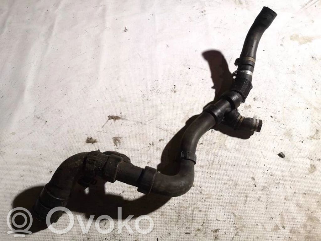 Volvo V70 Przewód / Wąż chłodnicy 