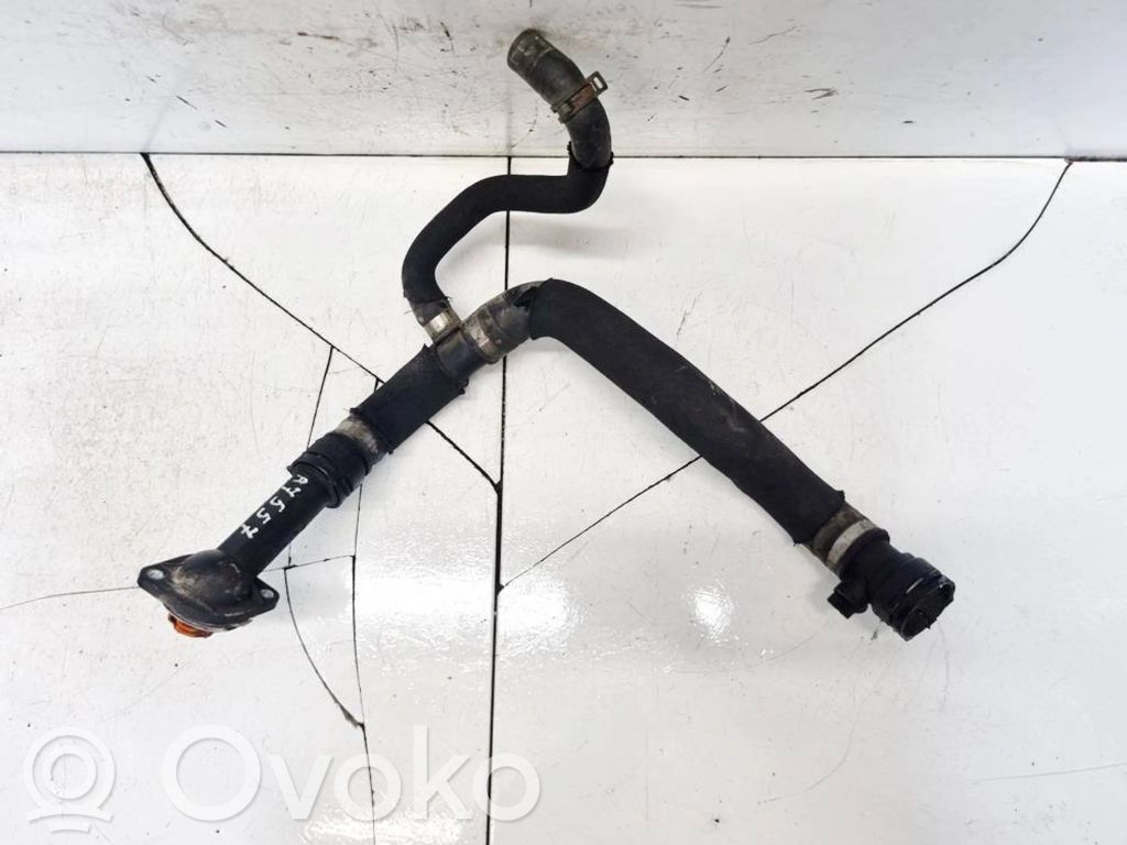 Audi A6 S6 C6 4F Tubo flessibile del liquido di raffreddamento del motore 