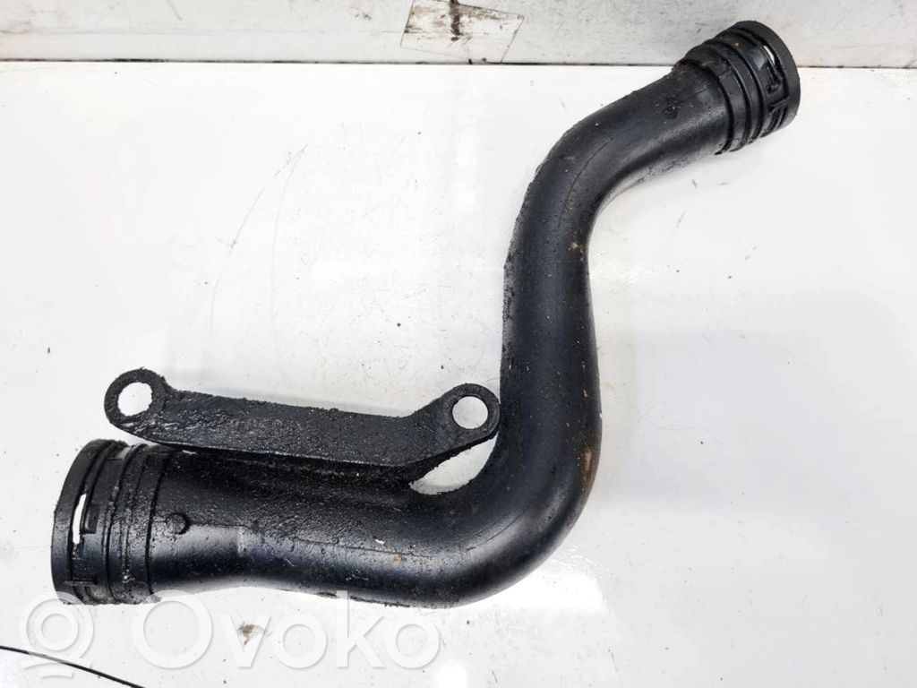 Audi A3 S3 8P Wąż / Rura intercoolera