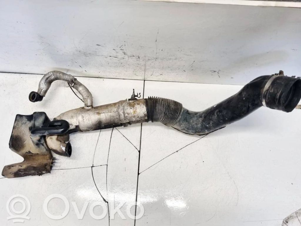 Volvo V50 Tubo flessibile intercooler