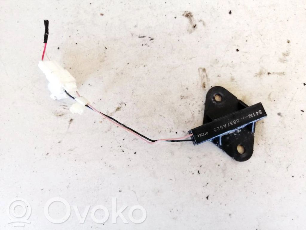 Mitsubishi ASX GPS-pystyantenni 