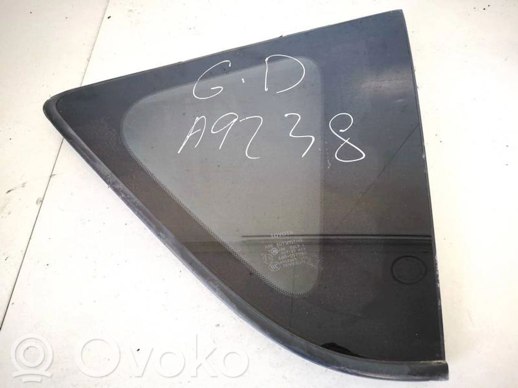 Toyota RAV 4 (XA30) Szyba karoseryjna tylna