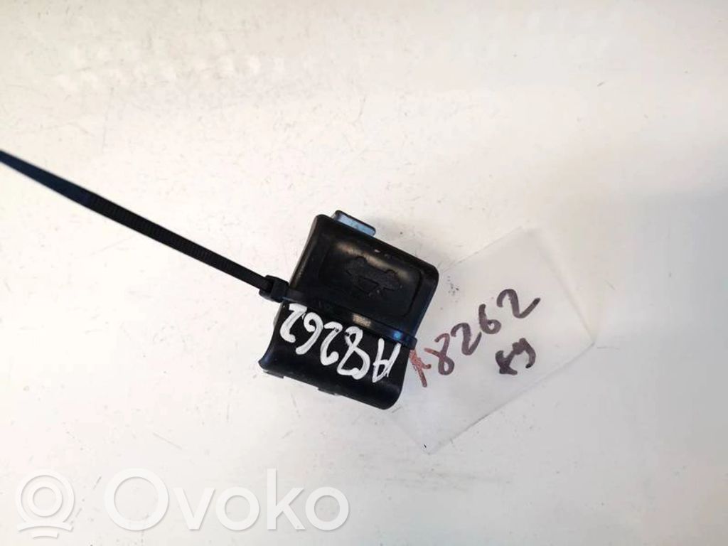 Renault Twingo II Manetă capotă