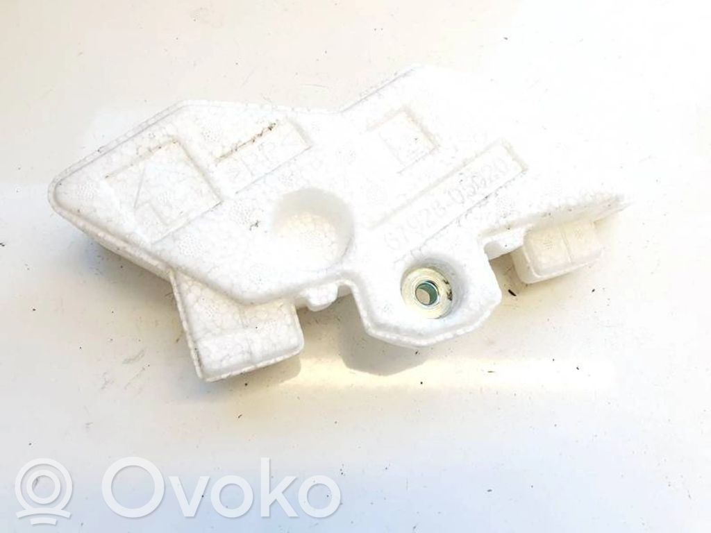 Toyota Avensis T270 Inne części karoserii 