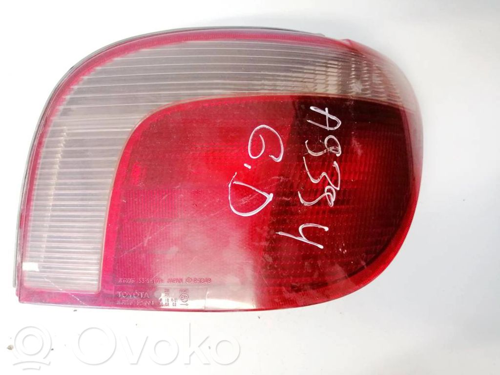 Toyota Yaris Lampă spate în caroserie 