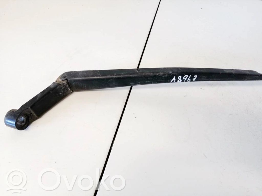 Toyota Yaris Bras d'essuie-glace avant