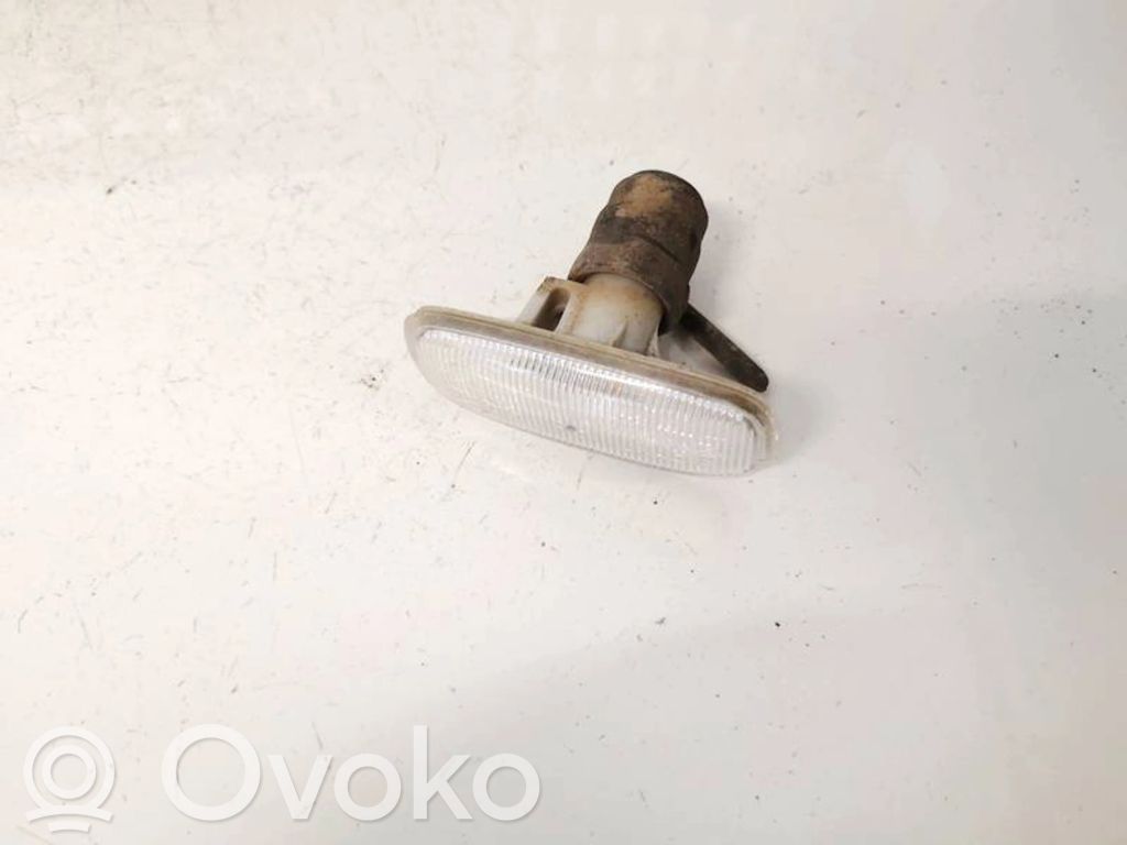 Audi A6 S6 C5 4B Seitenblinker 