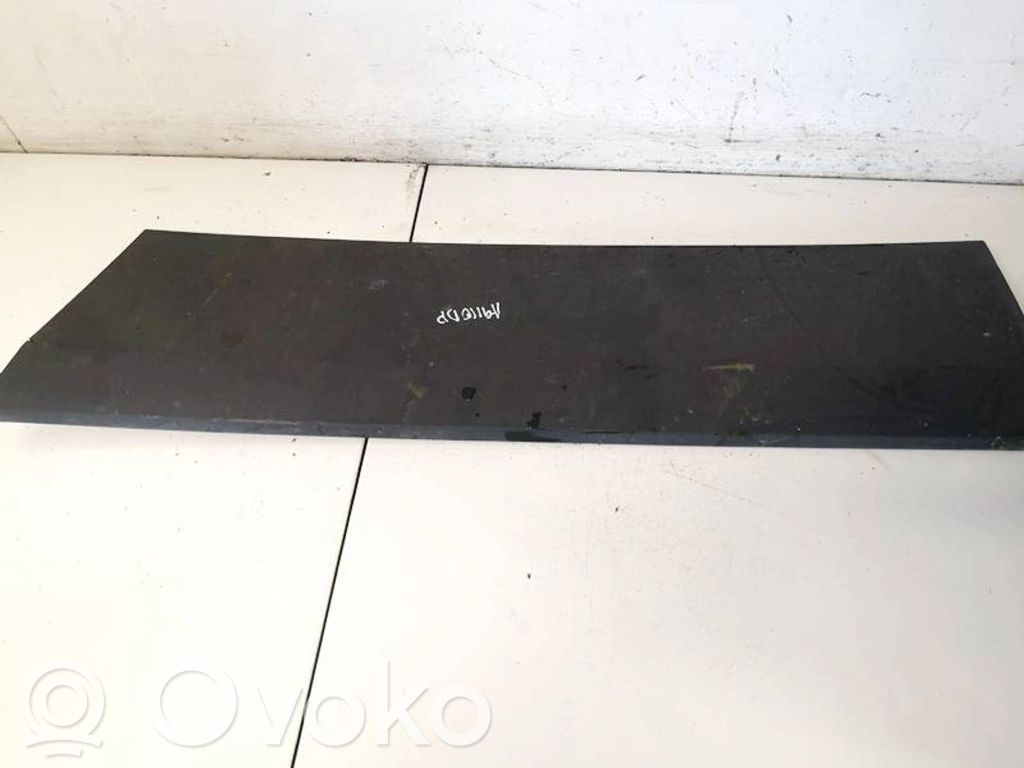 Volkswagen Crafter Rivestimento della portiera anteriore (modanatura)