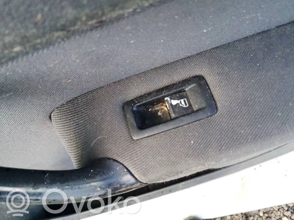 Volkswagen Touran I Interruttore di controllo dell’alzacristalli elettrico